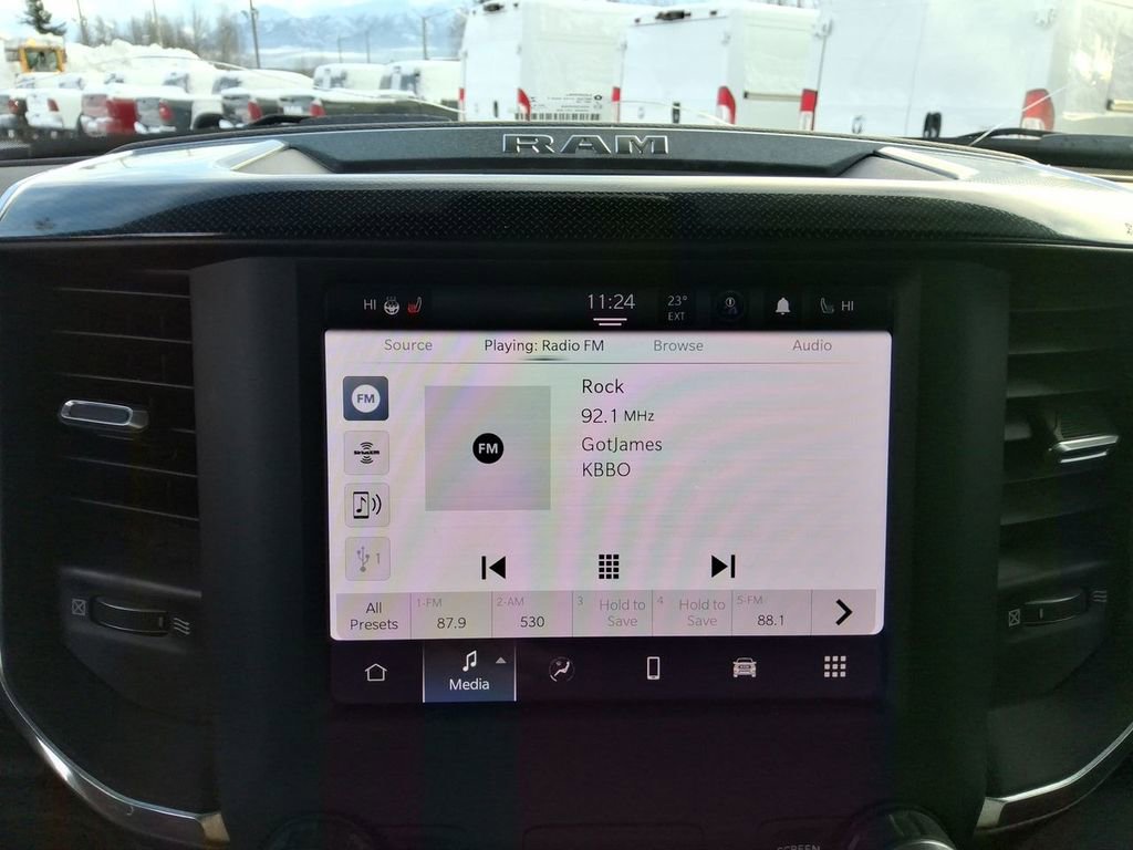 Used 2022 RAM 2500 Laramie w/ Night Edition image 14