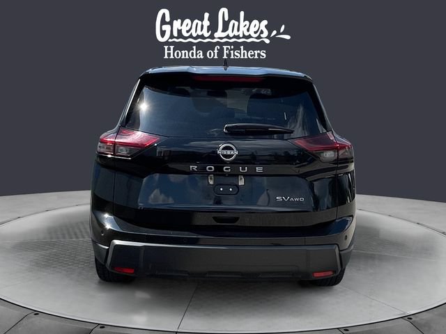 Used 2024 Nissan Rogue SV AWD/4WD image 4