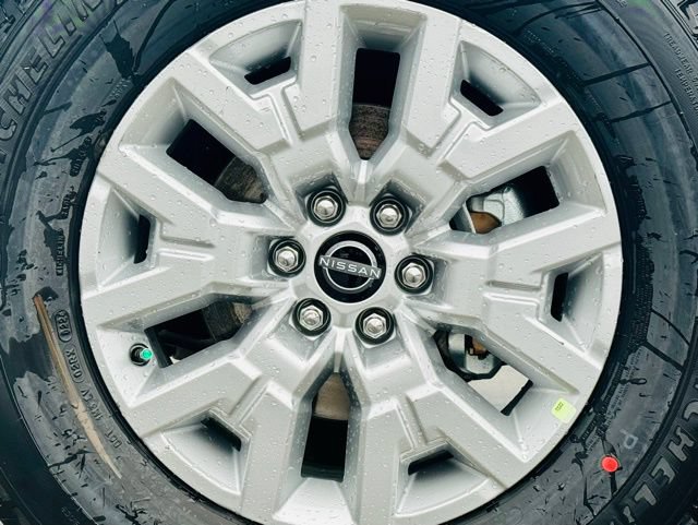 New 2024 Nissan Frontier SV w/ SV Convenience Package RWD image 12