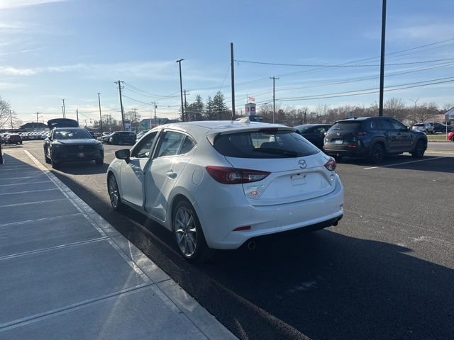 Used 2017 MAZDA MAZDA3 Grand Touring image 5