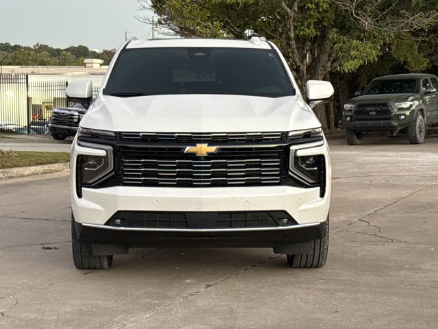 Used 2025 Chevrolet Tahoe High Country AWD/4WD image 2