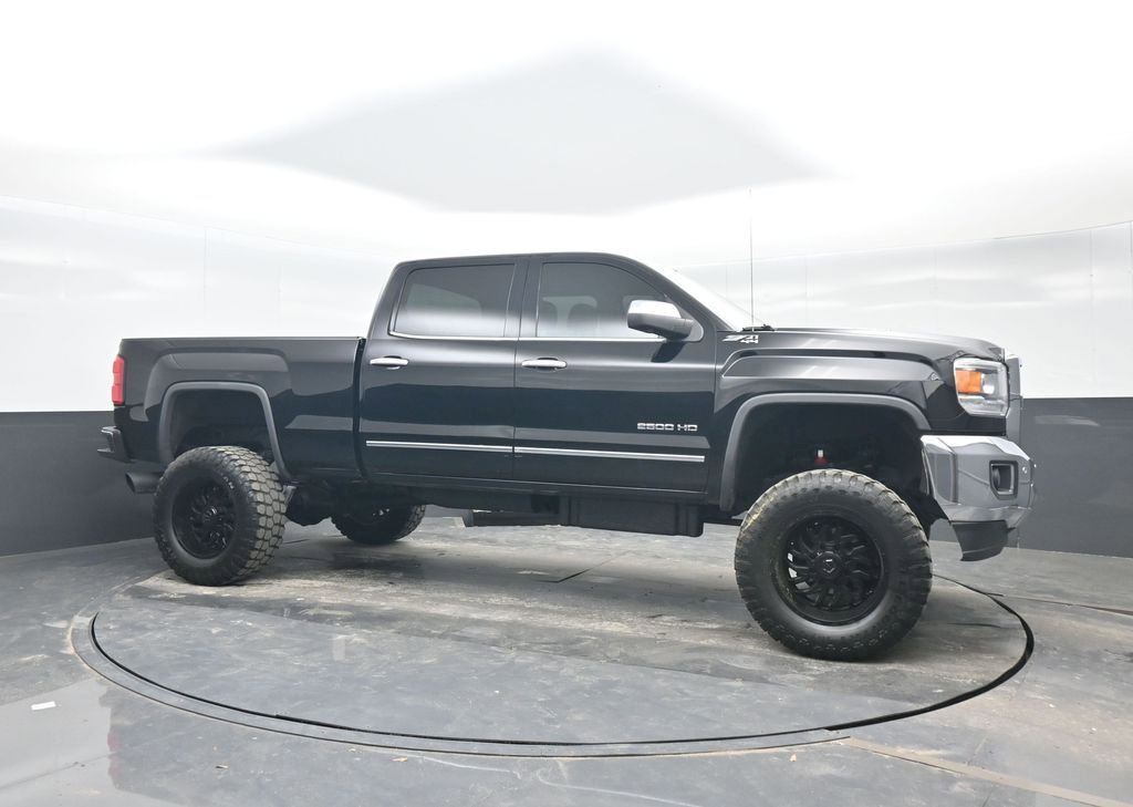 Used 2015 GMC Sierra 2500 SLT w/ Duramax Plus Package image 8