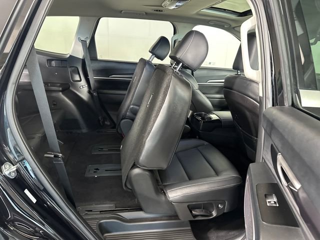 Used 2025 Kia Telluride S image 27