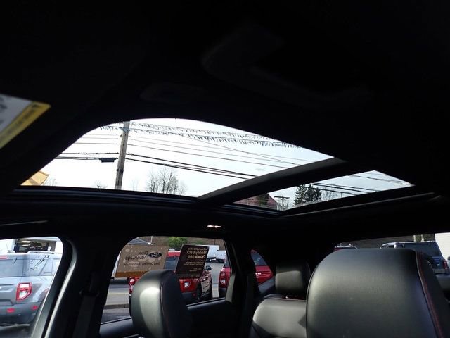 Certified 2022 Ford Edge ST-Line image 24