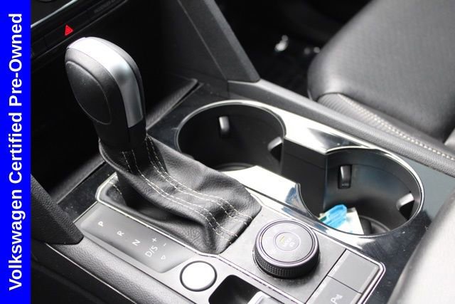 Used 2022 Volkswagen Atlas Cross Sport SE w/ Panoramic Sunroof Package image 45