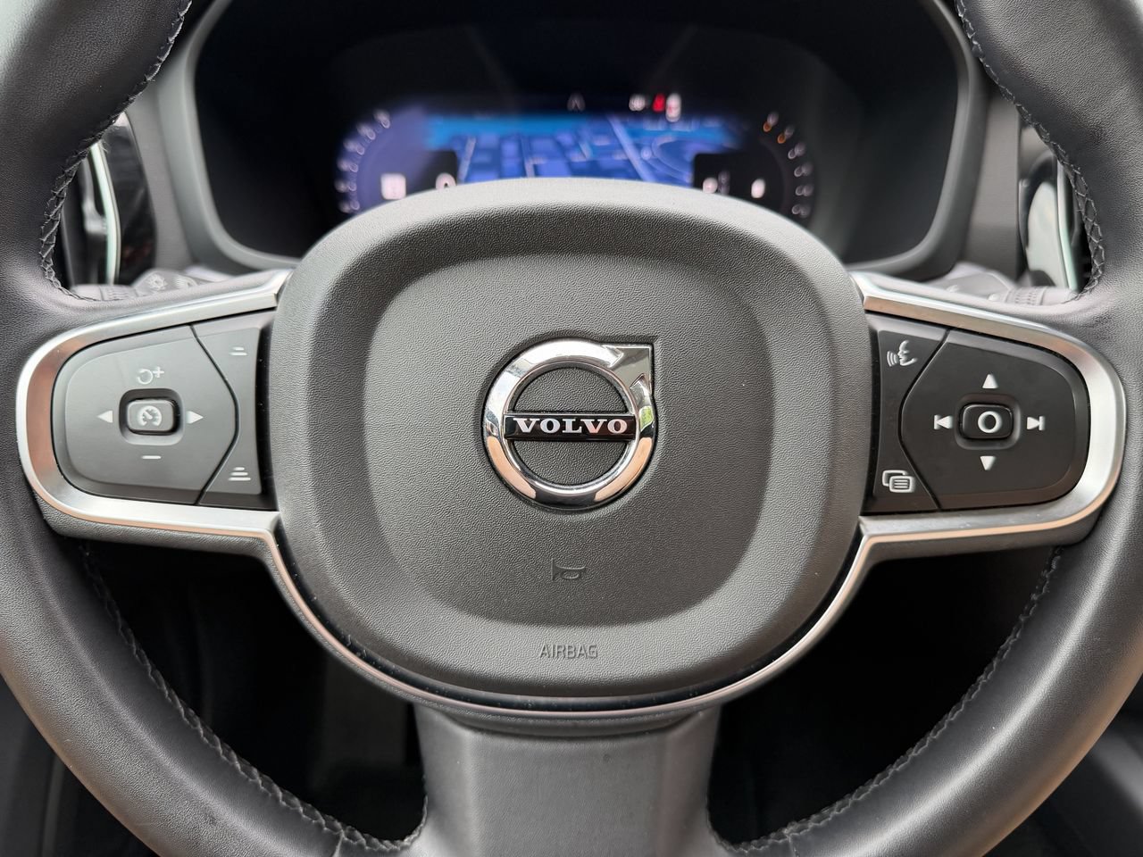 Used 2024 Volvo S60 B5 Core AWD/4WD image 10