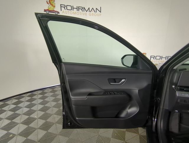 New 2026 Hyundai Kona SEL Premium image 17