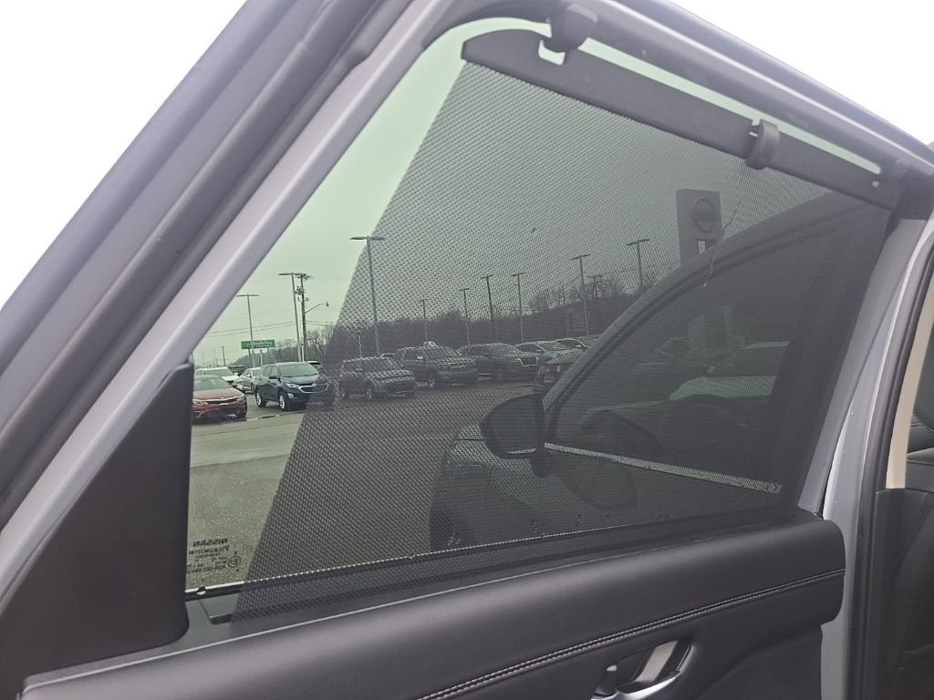 New 2026 Nissan Pathfinder Platinum image 34