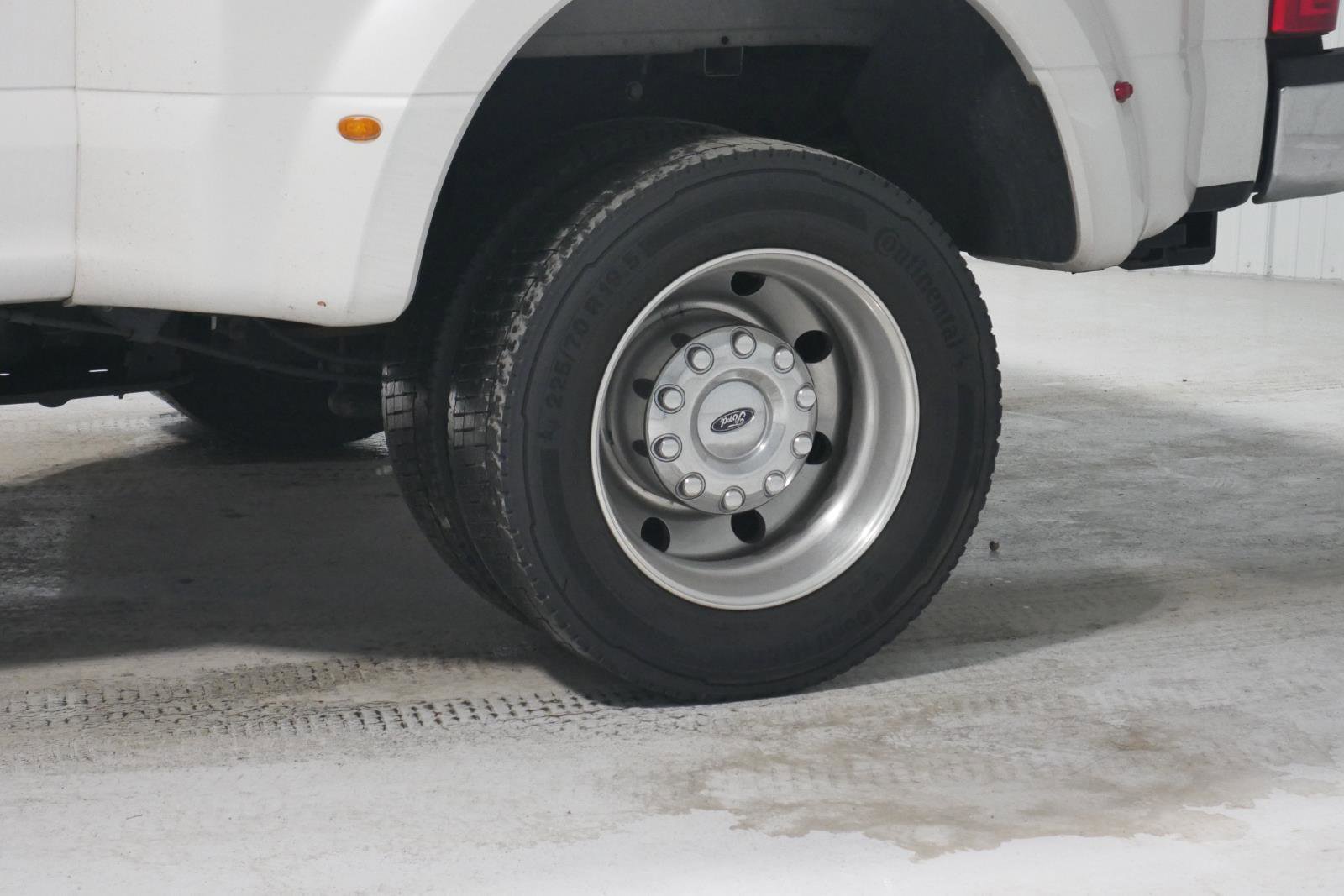 Used 2019 Ford F450 Lariat w/ Lariat Ultimate Package image 27