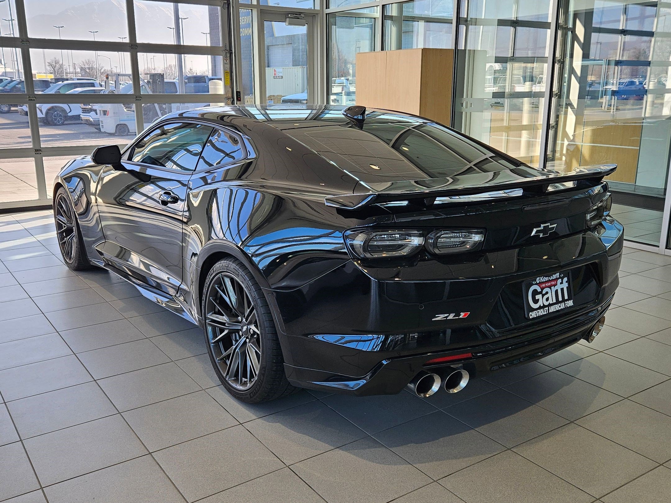 Used 2019 Chevrolet Camaro ZL1 image 5