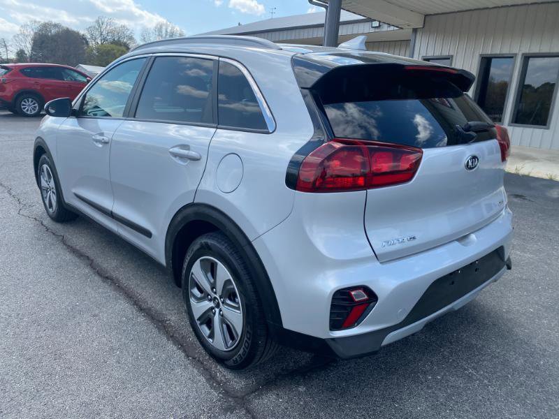 Used 2021 Kia Niro LX image 3