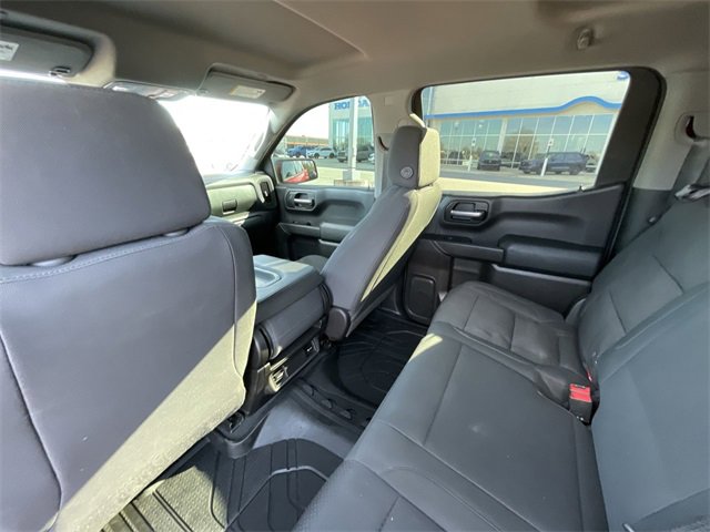 Used 2020 Chevrolet Silverado 1500 Custom w/ Custom Value Package image 18