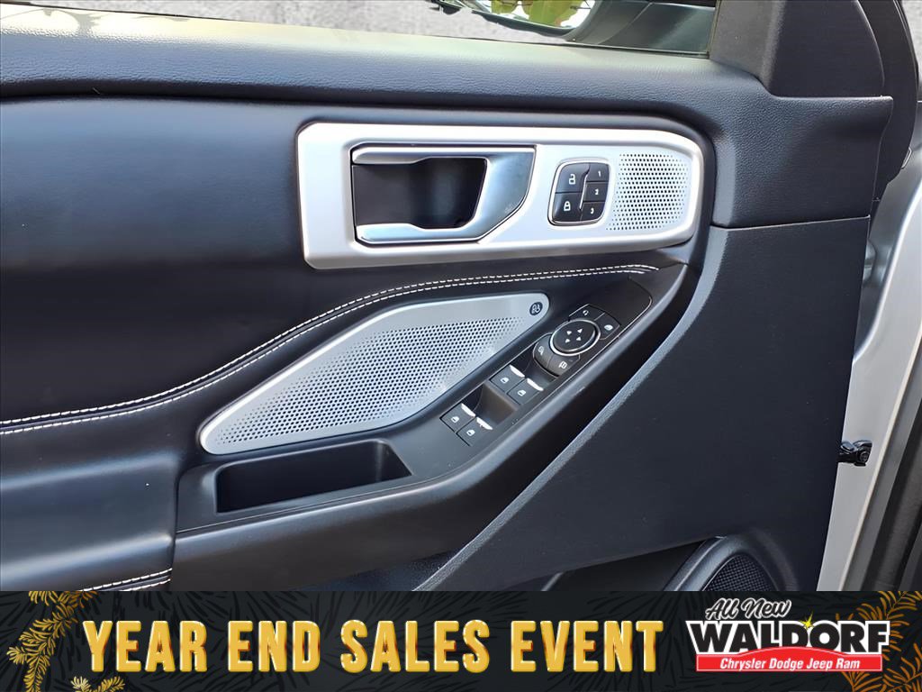 Used 2020 Ford Explorer ST w/ ST Street Pack image 9