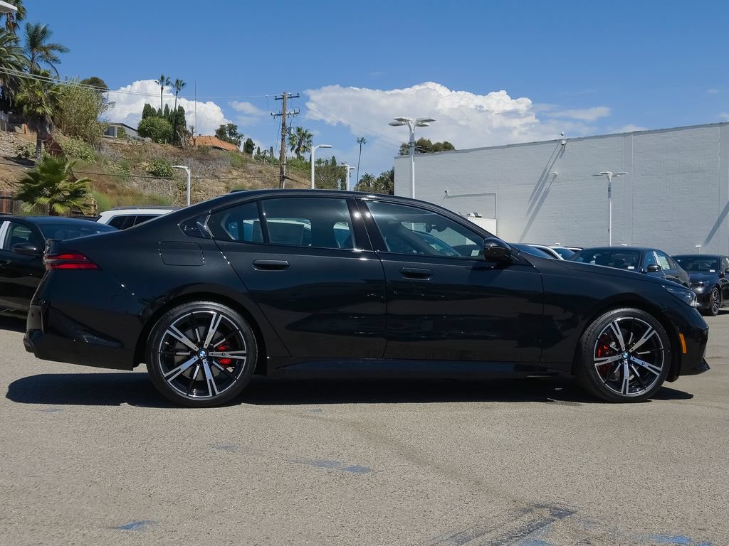 New 2027 BMW 530i w/ M Sport Package RWD image 3