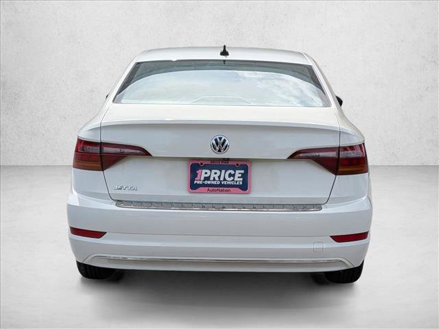 Used 2019 Volkswagen Jetta SEL w/ Cold Weather Package image 7