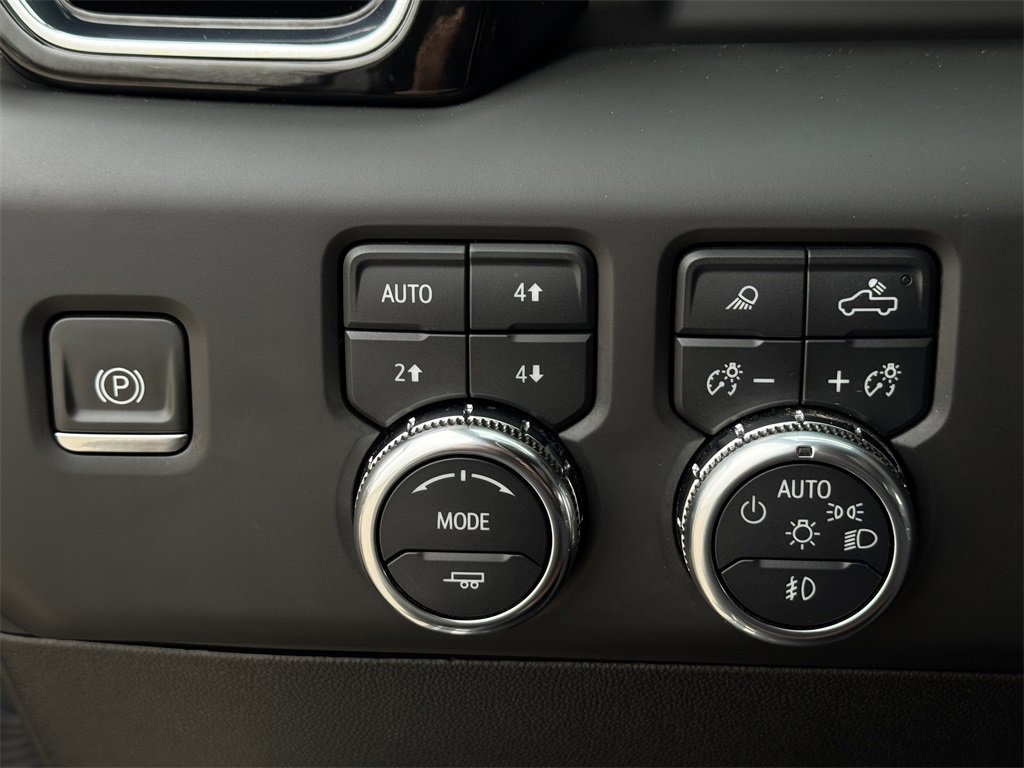 Used 2024 GMC Sierra 2500 Denali Ultimate image 22