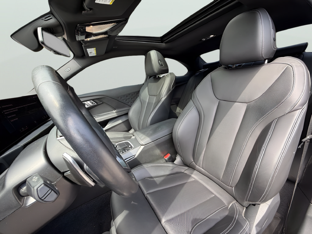 Used 2023 BMW 230i Coupe w/ Convenience Package RWD image 10