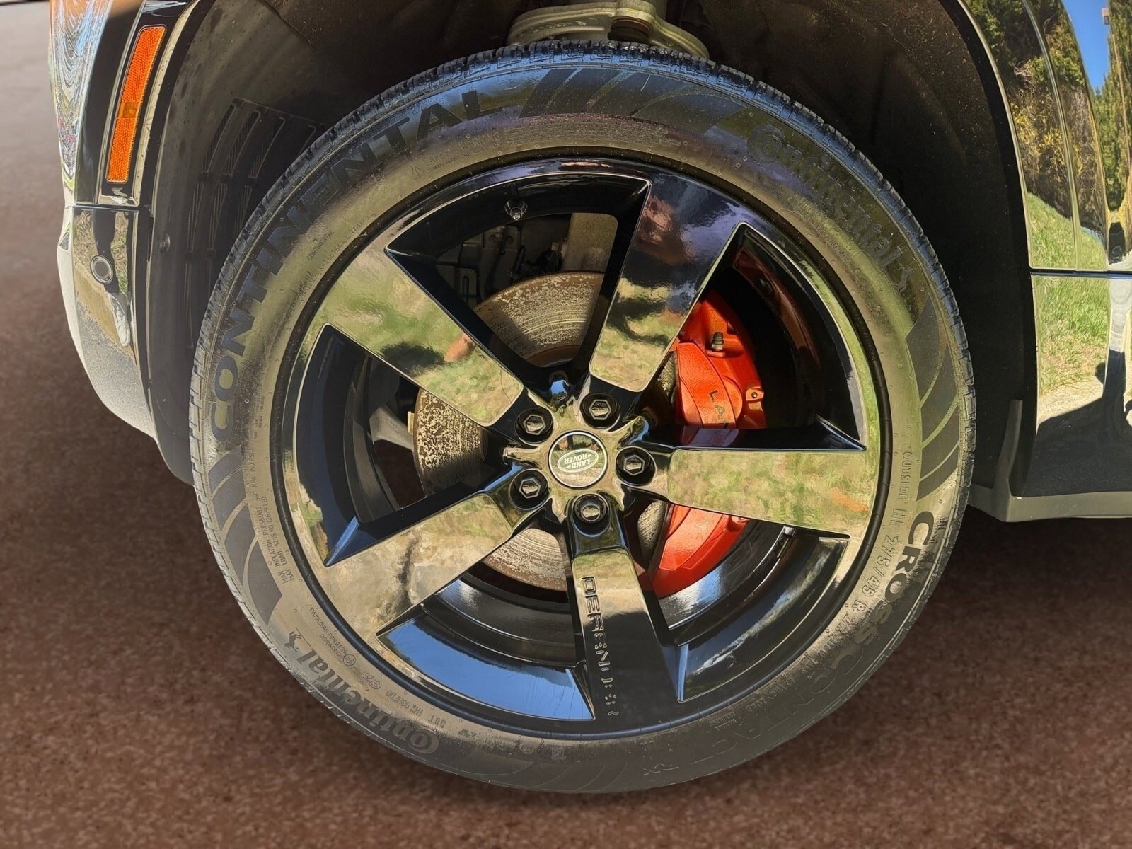 Certified 2024 Land Rover Defender 110 X AWD/4WD image 9