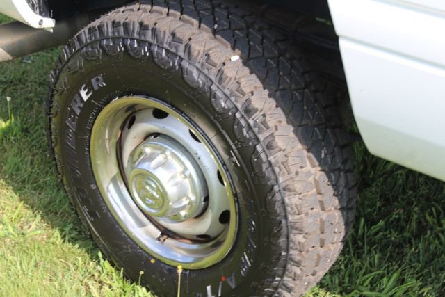 Used 2001 Dodge Ram 2500 Truck ST image 22