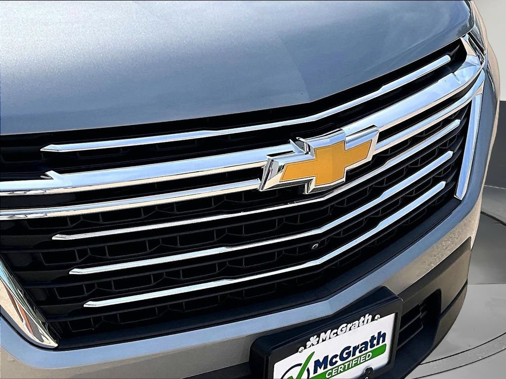 Used 2023 Chevrolet Traverse LT w/ LT Premium Package AWD/4WD image 34