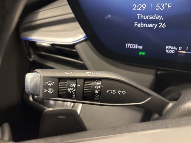 Used 2025 Buick Enclave Preferred image 30