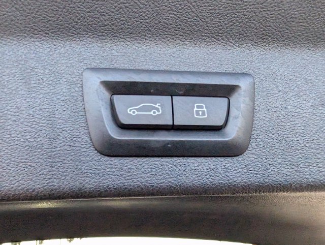 Used 2023 BMW X3 sDrive30i w/ Convenience Package RWD image 11