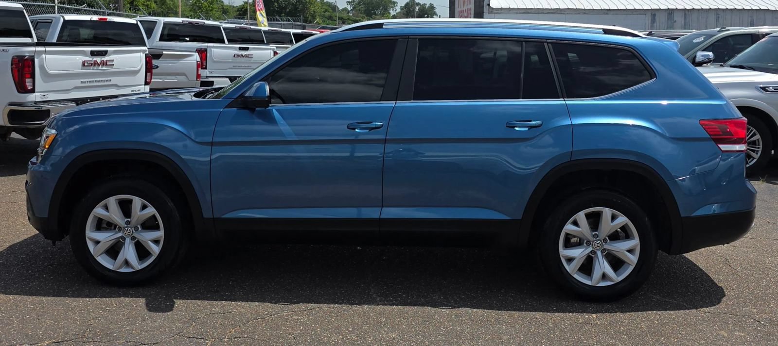 Used 2019 Volkswagen Atlas S FWD image 4