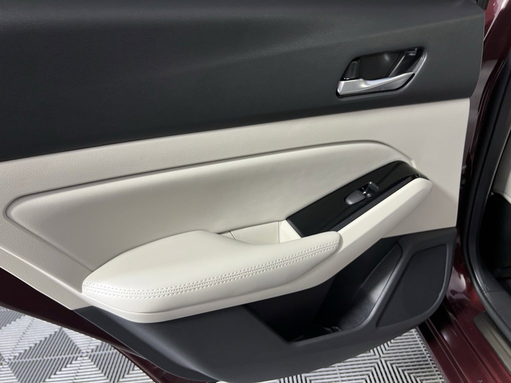 Used 2024 Nissan Altima 2.5 SL image 27