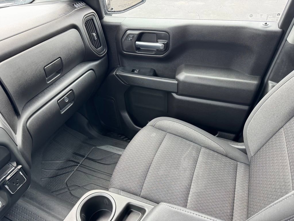 Certified 2024 Chevrolet Silverado 1500 Custom RWD image 23