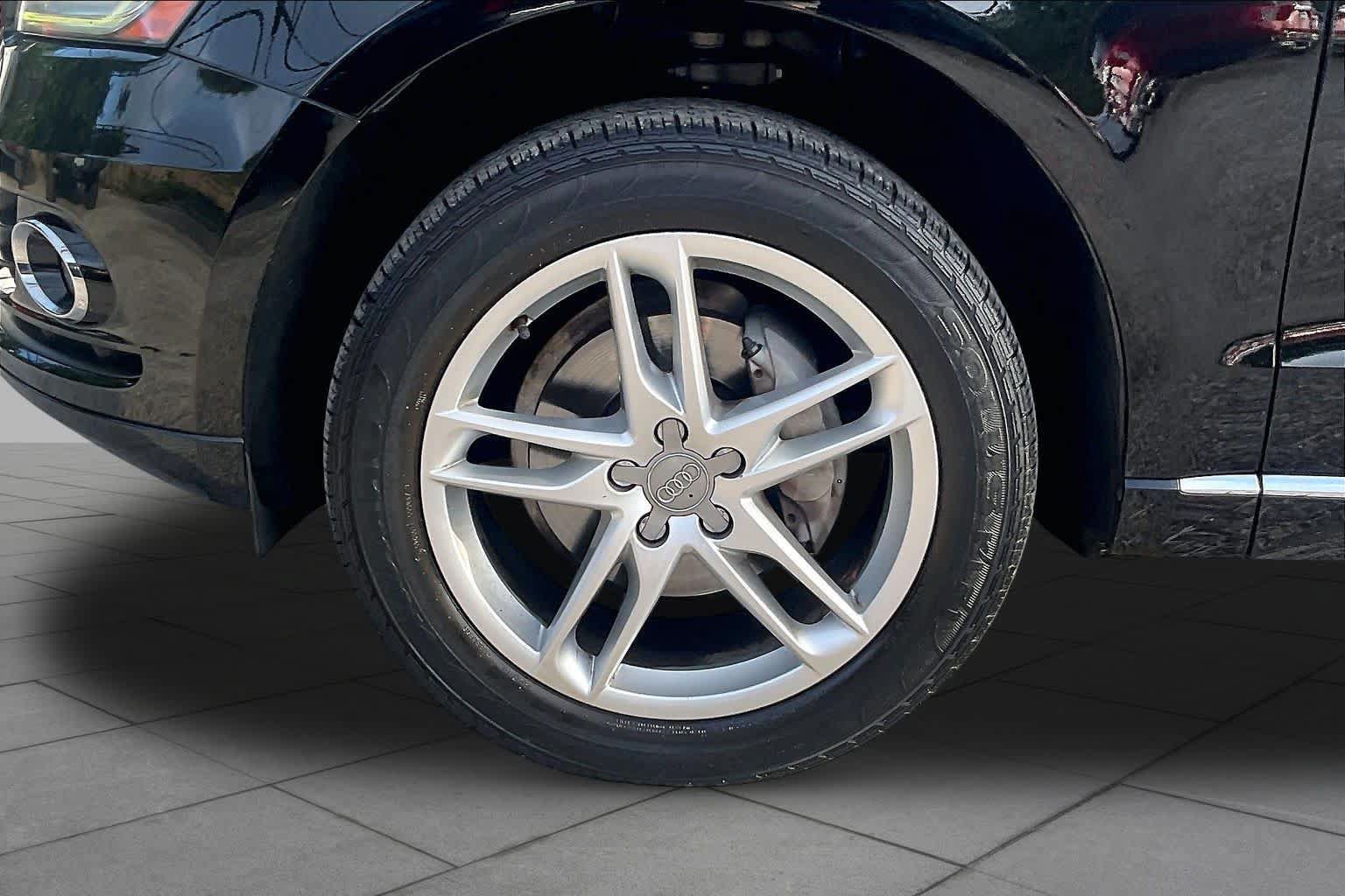 Used 2017 Audi Q5 2.0T Premium AWD/4WD image 11