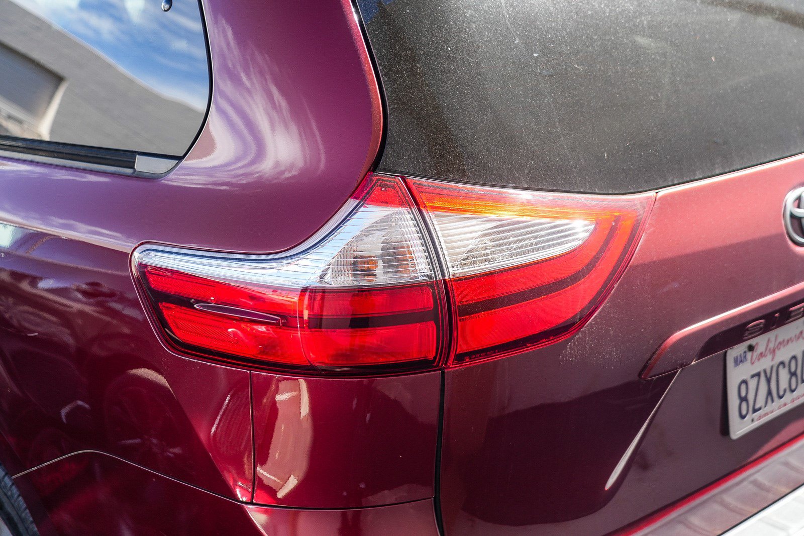 Certified 2022 Toyota Prius Prime Limited FWD image 12