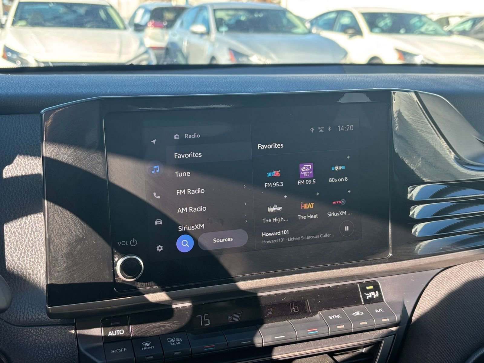 Used 2025 Toyota Camry LE image 20