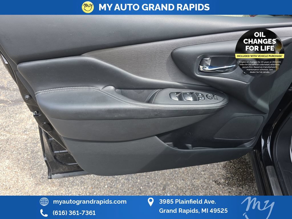Used 2020 Nissan Murano SL AWD/4WD image 10