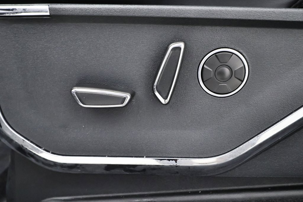 New 2025 Ford F150 Platinum w/ Equipment Group 702A High image 11