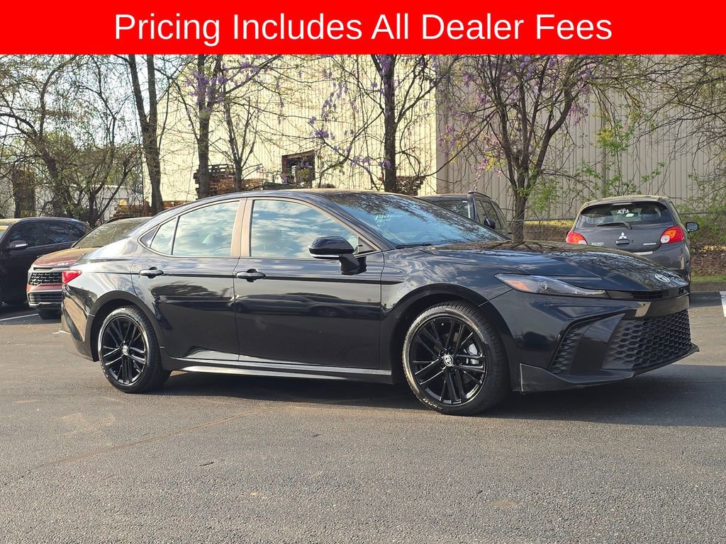 Used 2025 Toyota Camry SE w/ Convenience Package
