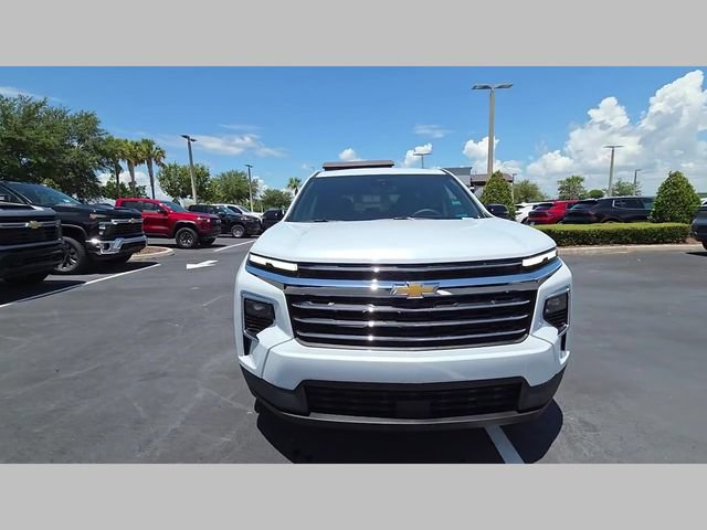 New 2026 Chevrolet Traverse LT w/ Driver Confidence Package AWD/4WD image 24