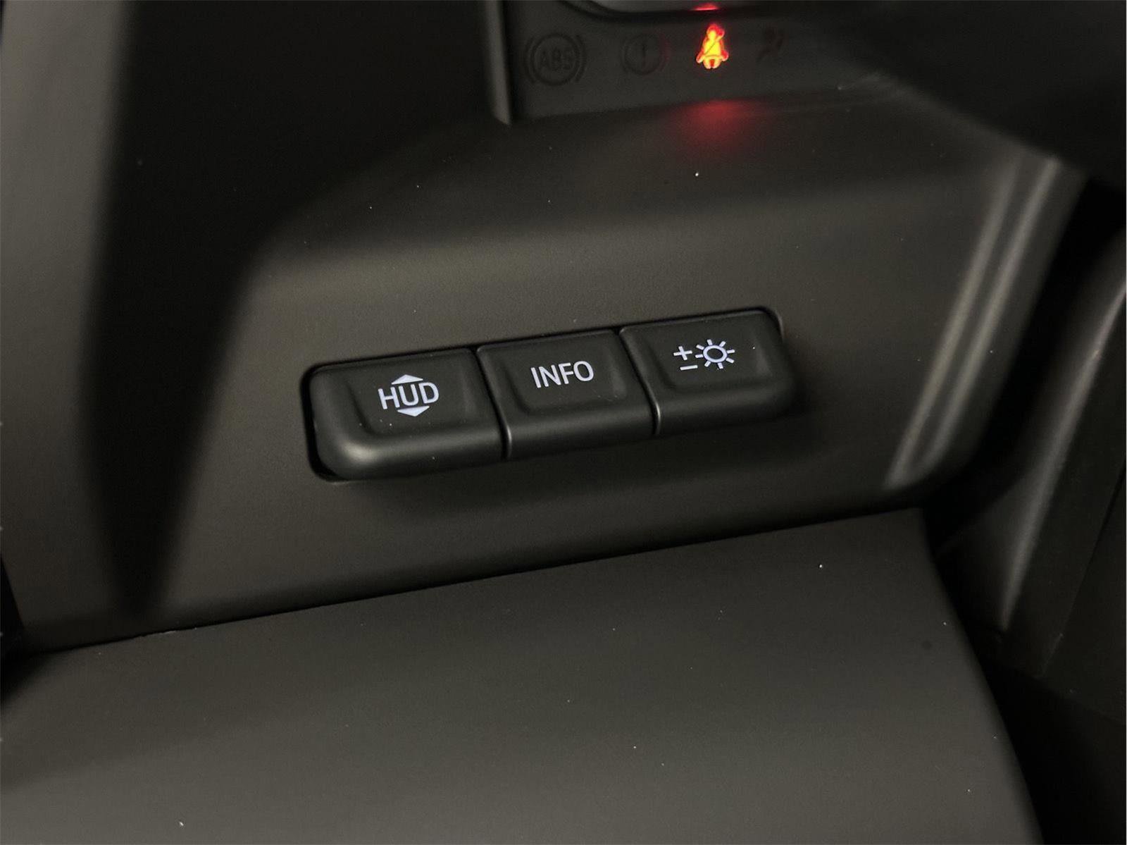 Certified 2023 GMC Sierra 1500 AT4 w/ Technology Package image 39