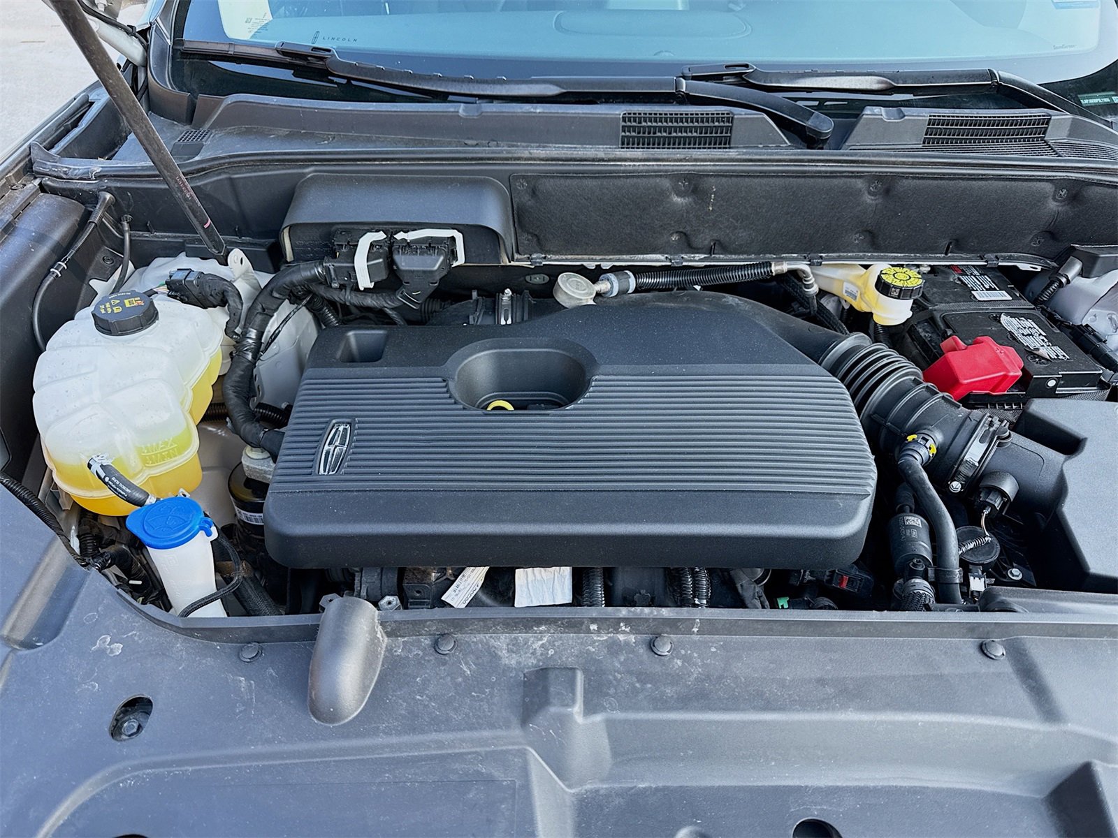 Used 2023 Lincoln Nautilus Reserve image 30