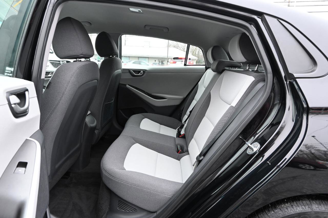 Used 2020 Hyundai Ioniq Blue FWD image 16
