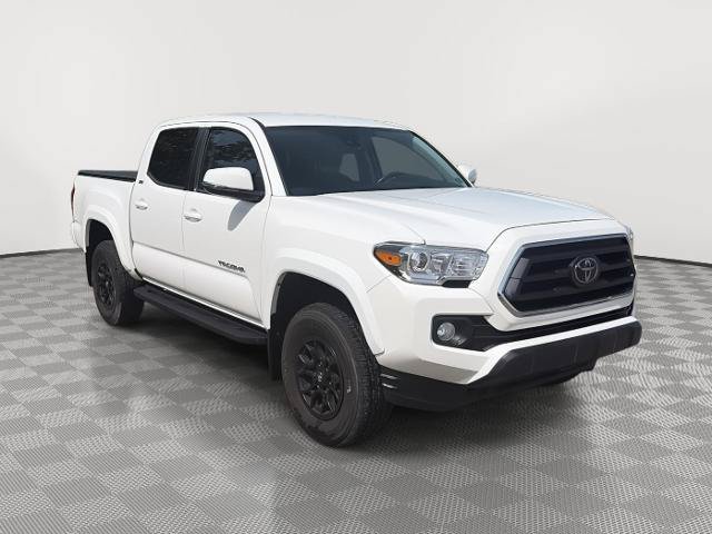 Used 2022 Toyota Tacoma SR5 w/ Technology Package AWD/4WD image 4
