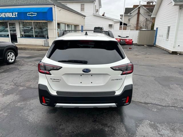 Used 2022 Subaru Outback Limited AWD/4WD image 4