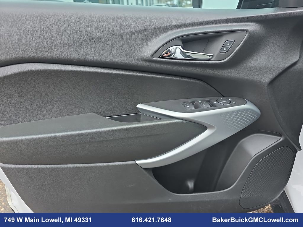 Used 2024 Chevrolet Trax LS w/ LS Convenience Package image 26