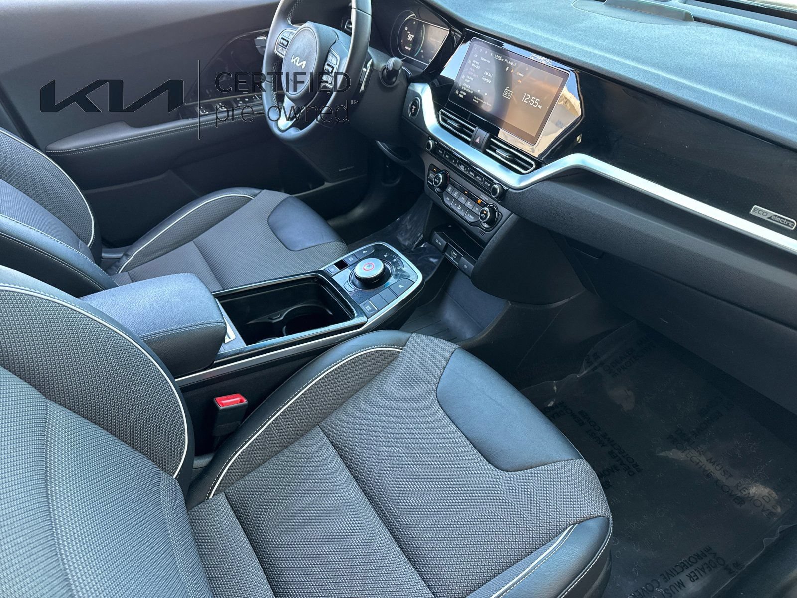 Certified 2022 Kia Niro EX FWD image 16