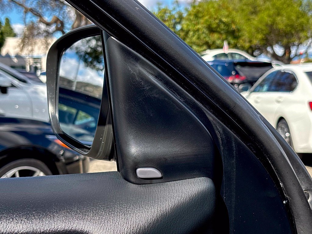 Used 2019 Nissan Pathfinder SL AWD/4WD image 13