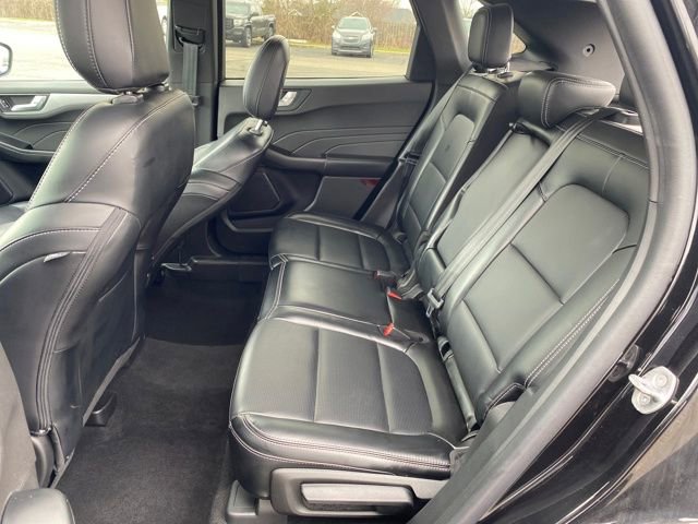 Used 2023 Ford Escape Platinum image 18