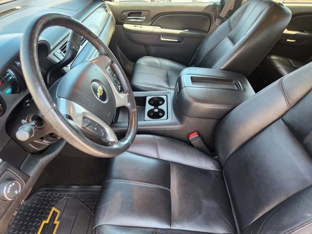 Used 2013 Chevrolet Silverado 1500 LTZ AWD/4WD image 16