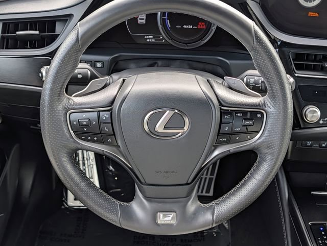 Used 2023 Lexus ES 300h F Sport image 13