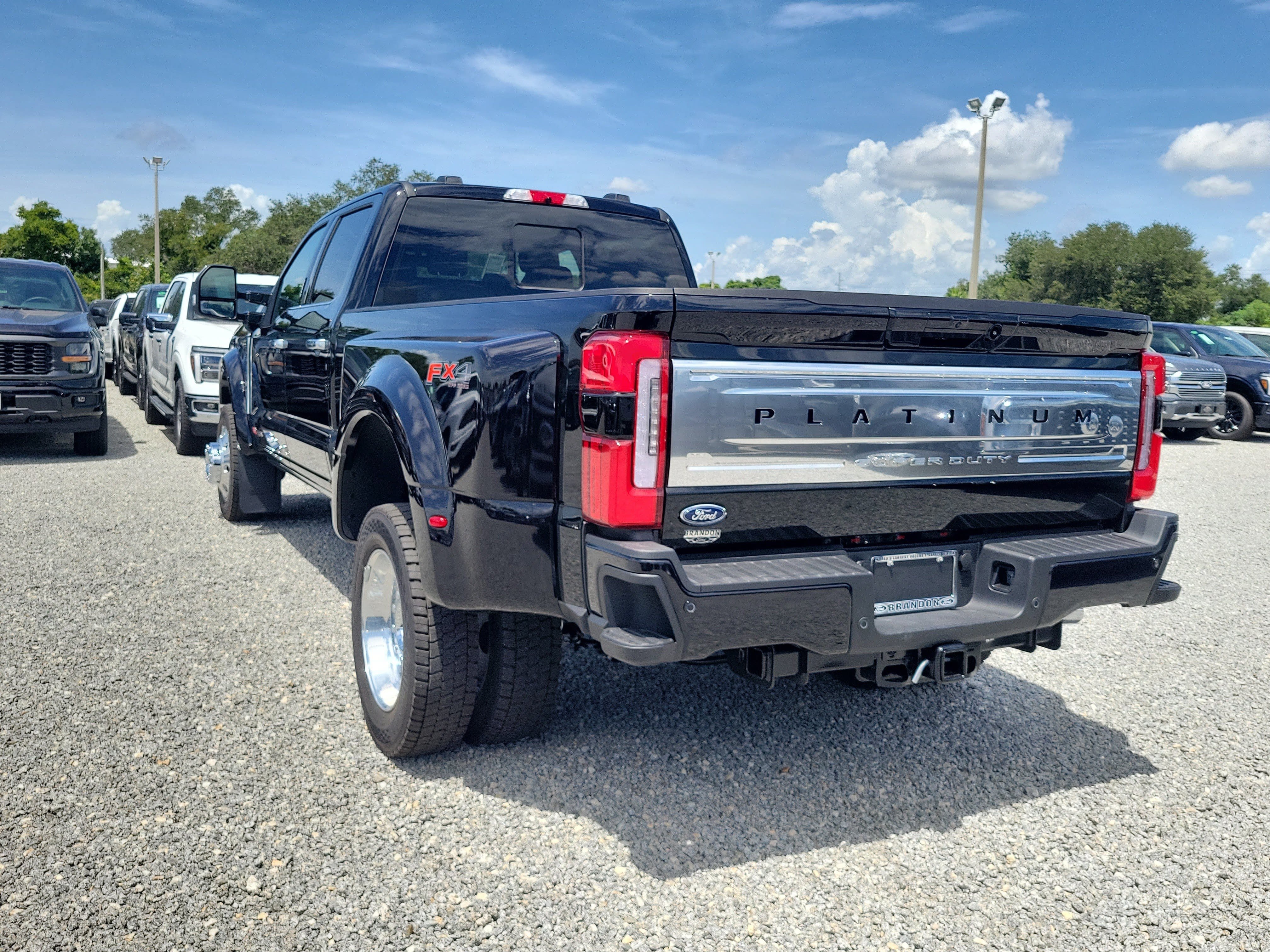 New 2026 Ford F450 Platinum w/ Platinum Plus Package AWD/4WD image 7