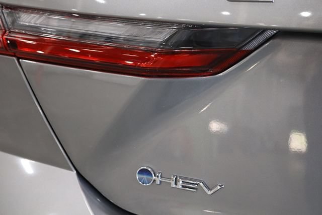 Used 2025 Toyota Camry XLE FWD image 45