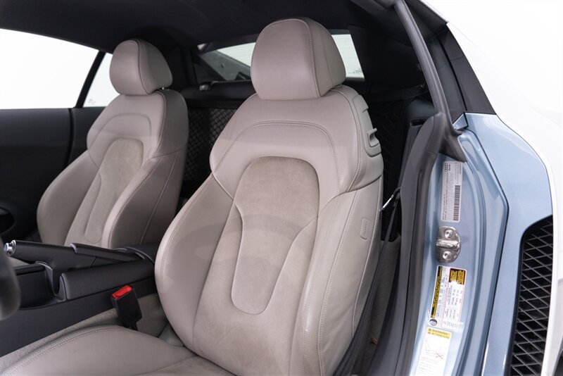 Used 2011 Audi R8 V8 AWD/4WD image 34